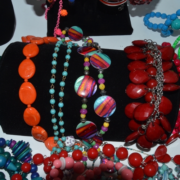 Colorful Jewelry bundle - Picture 6 of 9